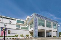 Islamic Arts Museum Admission with Kuala Lumpur Famous Landmarks