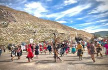 Teotihuacan with a Local