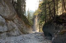 Canmore: Canyons & Cave Paintings - 2.5hr Hiking Tour