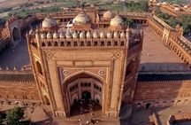 Overnight at Taj with Cultural Show 