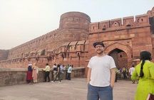 Taj Mahal and Agra Private Car Tour from Delhi with 5* Lunch