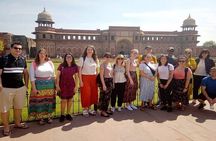 Sameday Taj Mahal Tour From Delhi With Lunch at 5 Star Hotel