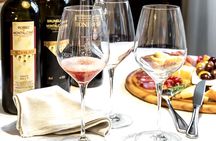 Brunello di Montalcino Wine Tasting with Tuscan appetizer in ancient residence