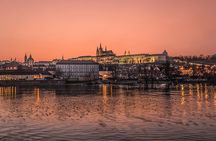  Capture Your Prague Moments: Personal Photoshoot Experience