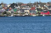 Peggy’s Cove/Mahone Bay & Lunenburg
