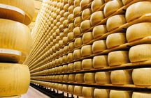 Parmigiano Reggiano Parma Ham and Castle Private Tour & Tasting 