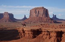 Monument Valley Hogan Overnight Experience