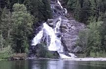 2 Hour Chartered Boat Tour from Deep Cove North Vancouver 