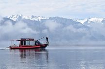 Small Group Lake Mapourika Scenic Cruise in Franz Josef