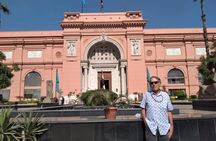 Private Day-Tour to Giza pyramids, Egyptian Museum and Camel Ride