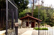 Full-Day Tour UNESCO Churches and Kalopanayiotis in Cyprus