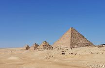 Private Tour to Giza Pyramids, Sphinx with Camel Ride and Lunch