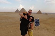 Cairo Sightseeing Tour (Giza Pyramids + Museum + Khan el Khalili Bazaar)