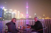Shanghai Evening Tour: Huangpu River Cruise and Street Food
