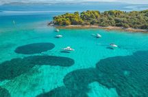 Half day relaxing private boat tour (Blue lagoon and Solta) from Trogir