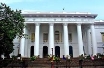 The Second City of Empire: A Kolkata Heritage Walking Tour with Private Transfer