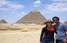 Full-Day Private Tour to Giza Pyramids and the Egyptian Museum