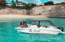 Private Full-Day Speed Boat Tour of St. Martin with Luxury Lunch