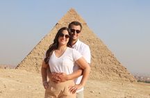 Giza Pyramids, Sphinx & Saqqara – Full Guided Private Day Tour