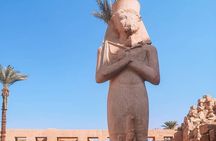 Small group Hurghada to Luxor, Valley of the Kings by Van