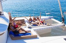 Santorini Classic Catamaran Cruise with BBQ, Drinks and Transfers