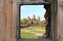 Private Angkor Temples Walking Tour from Siem Reap