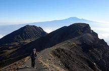 4 Day: Hiking Mount Meru