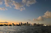 Private Moon-Watch Boat Cruise in Fort Lauderdale