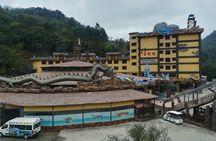 Gulong Gorge Skywalk Glass Bridge and Amusement Park Private Tour