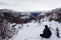Guided winter hike to Pulpit Rock Preikestolen