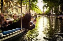 Amsterdam Uncovered: 120 Minutes by Boat