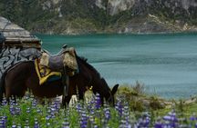 Full-Day Tour to Quilotoa Lagoon From Baños with Lunch