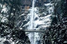 Private Mt Hood Waterfall Tour with Lunch and Wine included
