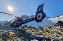 Milford and Fiordland Highlights Tour by Helicopter from Queenstown