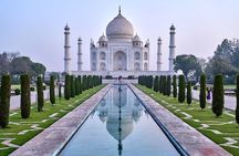 Mumbai to Agra Taj Mahal Day Trip with Return Flights and Lunch