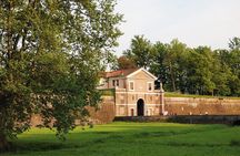 Lucca: walking tour of the city centre and the walls