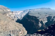 Nizwa and Jebal Shams Grand canyon
