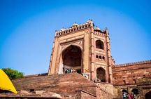 Abhaneri Step Well & Fatehpur Sikri Tour with Agra To Jaipur Drop- All Inclusive