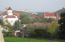 Discover the main sights and hidden gems in Vilnius Old Town 