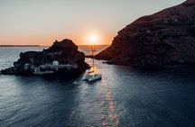 Romantic Sunset Catamaran Caldera Cruise incl. Meal & Drinks