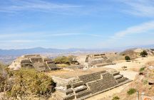 Tour to the archaeological zone Monte Alban