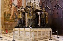 Essential Monumental Guided Tour in Seville