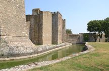 Full-Day Tour along Danube with Three Stronghold Sightseeing and Wine Tasting