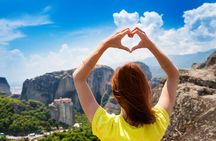 Meteora: Hiking Tour with Local Guide and Monastery Visit