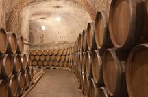 Private Captivating Santorini Highlights Tour inc. tastings