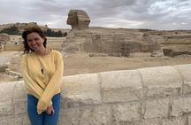Private Tour in Giza Pyramids with Pick Up