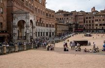 Siena Private Walking Tour with a Local