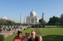 Private Taj Mahal Tour From Delhi by car - All Inclusive 