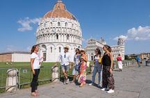 Pisa Sights and Bites Tour with Food Tastings for Small Groups or Private