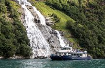 Fjord Sightseeing Tour by Boat in Geiranger